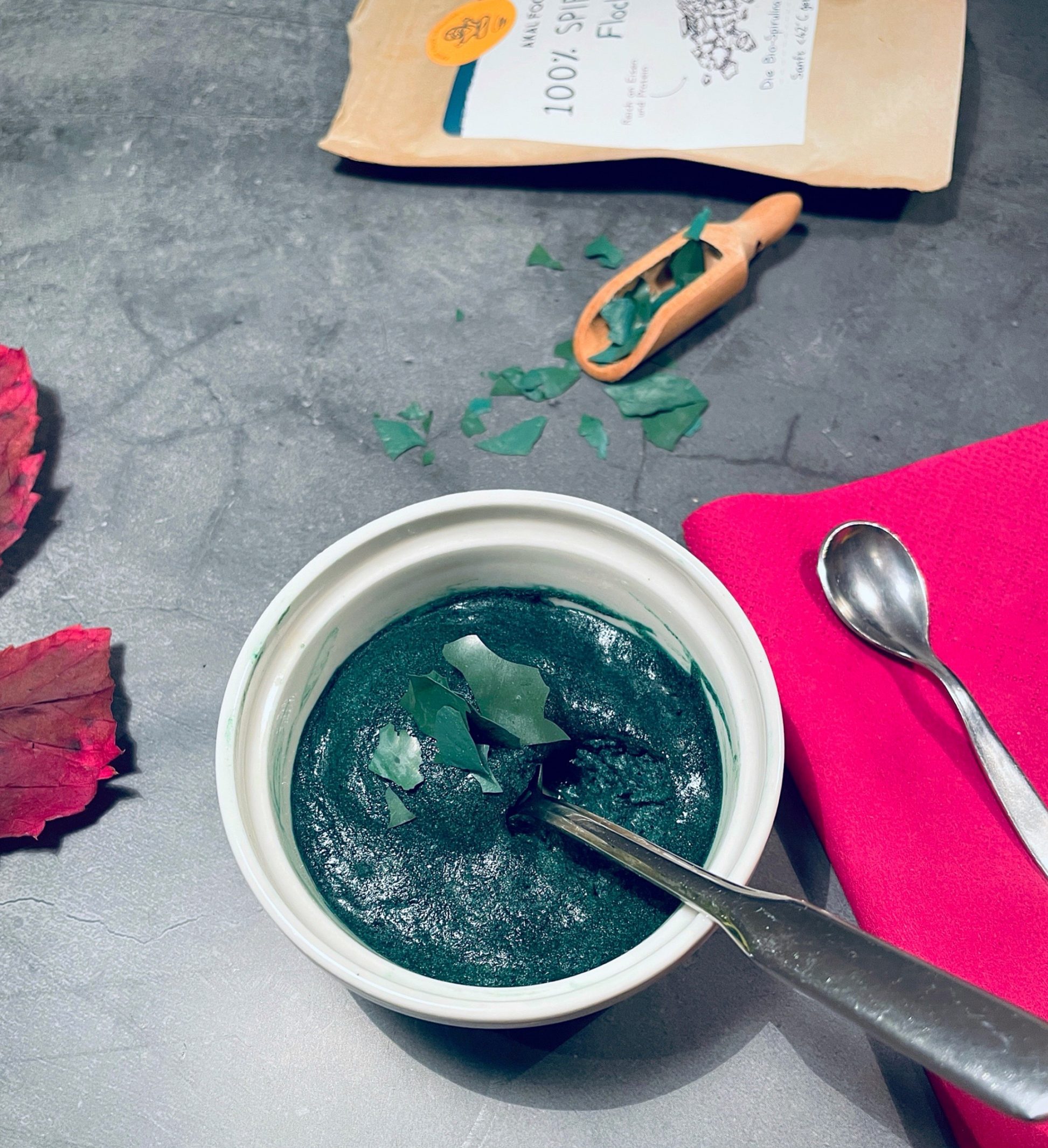 Spirulina Mousse & Flocken